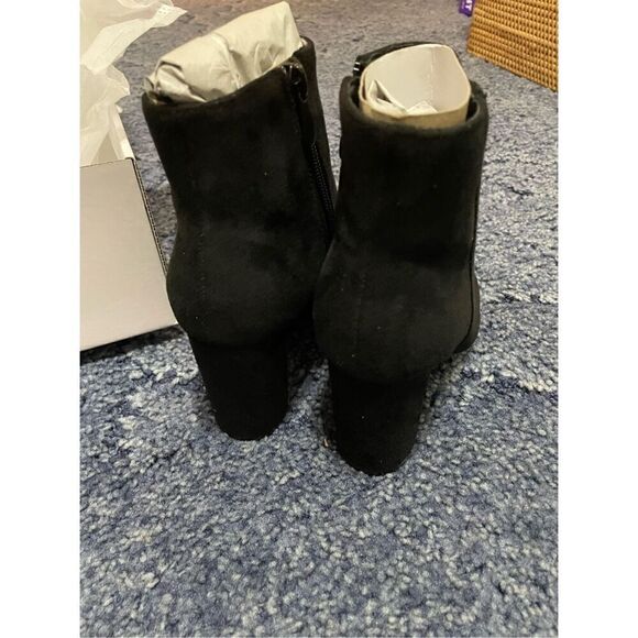Brand New Dream Pairs Women’s US 5.5 Black Suede Ankle Booties Boots With Box - Picture 5 of 7